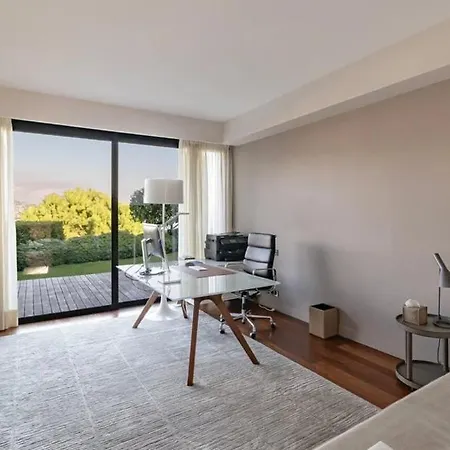 A Pied Terrasse Vue Apartamento *